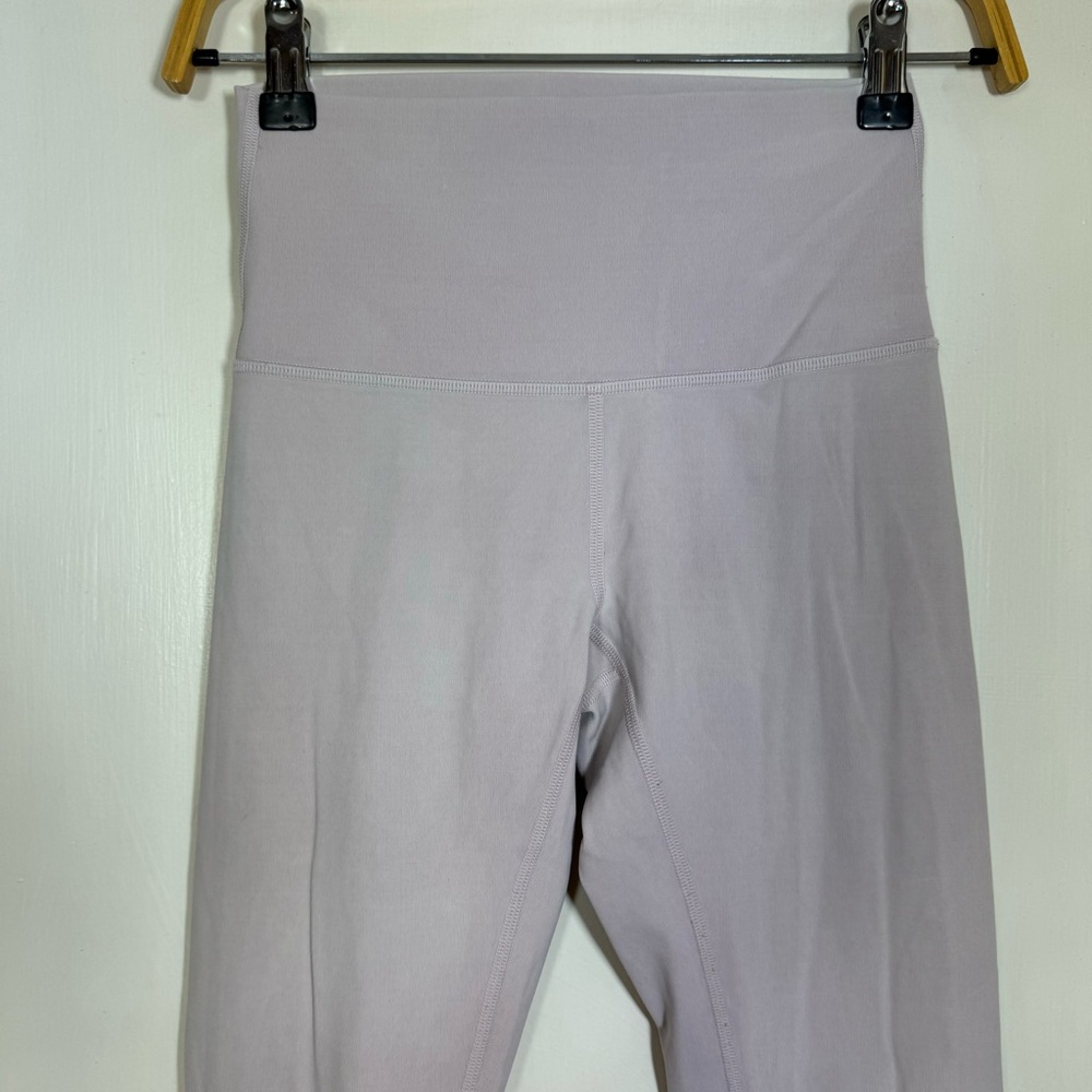 Lululemon Wunder Under High-Rise Tight *Snow Washed 28"
Washed Antoinette - Picture 6 of 9